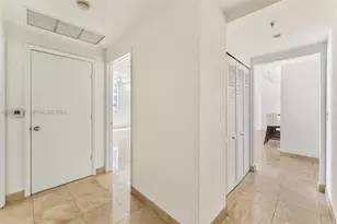 801 Brickell Key Blvd, Miami, FL 33131 - Photo 10