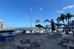 999 Brickell Bay Dr, Miami, FL 33131 - Photo 38