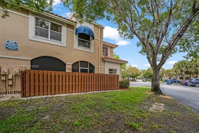 595 Racquet Club Rd #74-19, Weston, FL 33326 - Photo 34