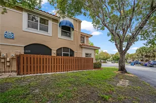 595 Racquet Club Rd, Weston, FL 33326 - Photo 34