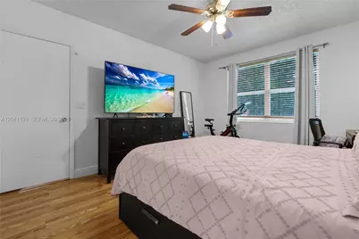 595 Racquet Club Rd #74-19, Weston, FL 33326 - Photo 10