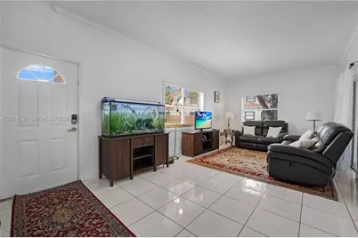 595 Racquet Club Rd #74-19, Weston, FL 33326 - Photo 22