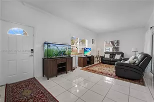 595 Racquet Club Rd, Weston, FL 33326 - Photo 22