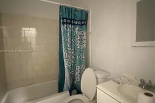 3956 NW 182nd Ln, Miami Gardens, FL 33055 - Photo 10