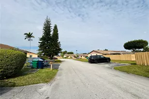 7054 SW 152nd Ct, Miami, FL 33193 - Photo 36