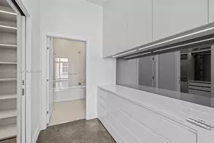 2001 Meridian Ave, Miami Beach, FL 33139 - Photo 12