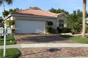 24 Gables Blvd, Weston, FL 33326 - Photo 2