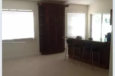 24 Gables Blvd #0, Weston, FL 33326 - Photo 6