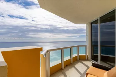17875 Collins Ave #4001, Sunny Isles Beach, FL 33160 - Photo 10