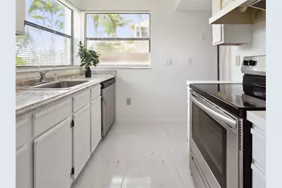 1151 Liberty Ave #1151F, Homestead, FL 33034 - Photo 14