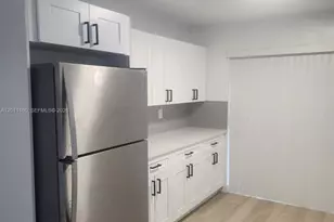 1180 NE 185th St, Miami, FL 33169 - Photo 4