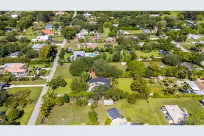 14011 SW 21st St, Davie, FL 33325 - Photo 60