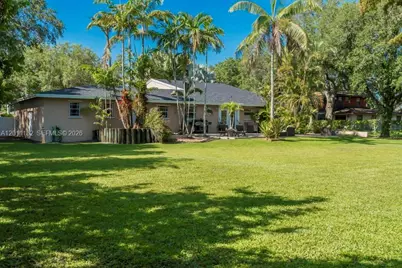 14011 SW 21st St, Davie, FL 33325 - Photo 48