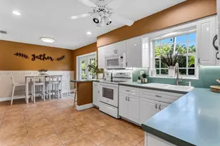 14011 SW 21st St, Davie, FL 33325 - Photo 16