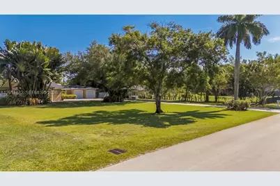 14011 SW 21st St, Davie, FL 33325 - Photo 56