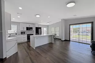 2863 SW 58th Manor, Dania Beach, FL 33312 - Photo 2