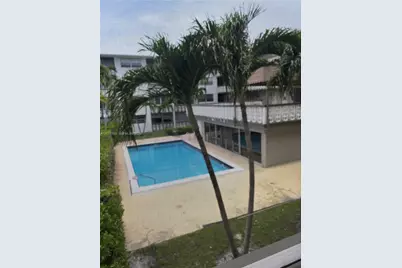 211 NE 8th Ave #201, Hallandale Beach, FL 33009 - Photo 2