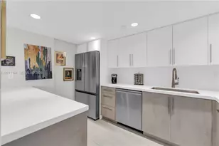 1000 Quayside Terrace, Miami, FL 33138 - Photo 14