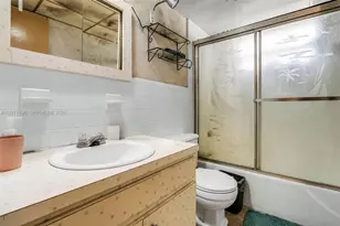 316 N 28th Ave, Hollywood, FL 33020 - Photo 8
