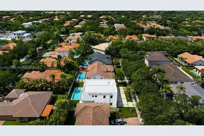 16022 NW 83rd Ct, Miami Lakes, FL 33016 - Photo 104