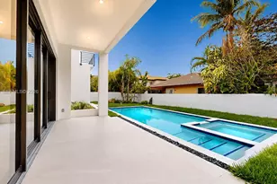 16022 NW 83rd Ct, Miami Lakes, FL 33016 - Photo 14