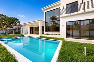 16022 NW 83rd Ct, Miami Lakes, FL 33016 - Photo 12