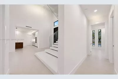16022 NW 83rd Ct, Miami Lakes, FL 33016 - Photo 52