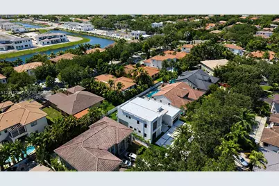 16022 NW 83rd Ct, Miami Lakes, FL 33016 - Photo 100