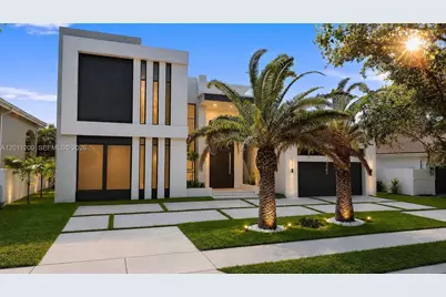 16022 NW 83rd Ct, Miami Lakes, FL 33016 - Photo 2