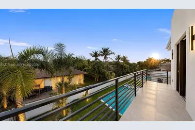 16022 NW 83rd Ct, Miami Lakes, FL 33016 - Photo 78