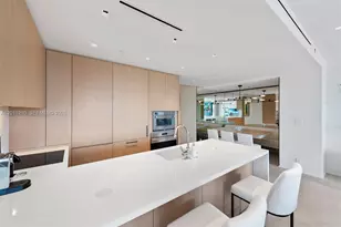 19242 Fisher Island Dr, Miami Beach, FL 33109 - Photo 10