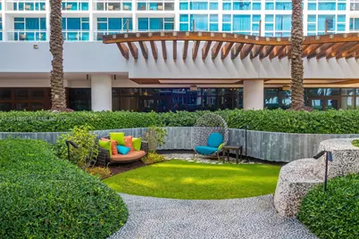 6801 Collins Ave #1215, Miami Beach, FL 33141 - Photo 34