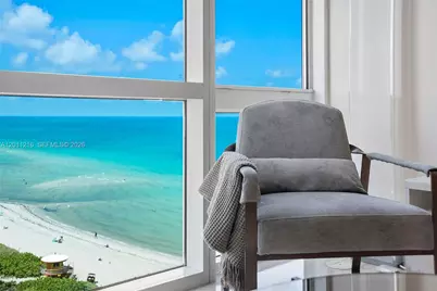 6801 Collins Ave #1215, Miami Beach, FL 33141 - Photo 4
