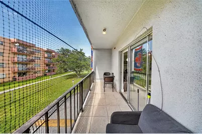 399 NW 72nd Ave #209, Miami, FL 33126 - Photo 26