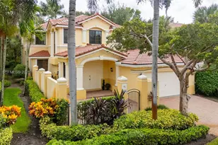 1559 Passion Vine Creek, Weston, FL 33326 - Photo 4