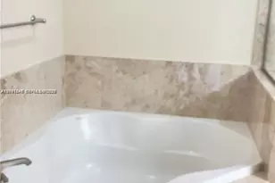 510 NW 84th Ave, Plantation, FL 33324 - Photo 12