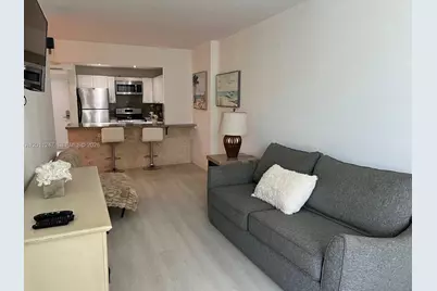 2301 Collins Ave #632, Miami Beach, FL 33139 - Photo 14