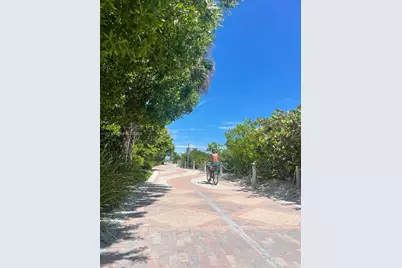 2301 Collins Ave #632, Miami Beach, FL 33139 - Photo 18