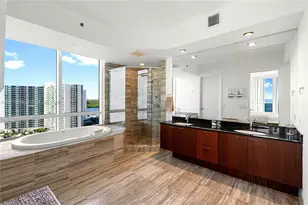 15901 Collins Ave, Sunny Isles Beach, FL 33160 - Photo 4