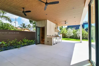 135 SW 29th Rd, Miami, FL 33129 - Photo 62