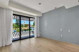135 SW 29th Rd, Miami, FL 33129 - Photo 52