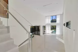 135 SW 29th Rd, Miami, FL 33129 - Photo 24