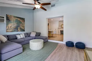 437 NE 107th St, Miami, FL 33161 - Photo 8