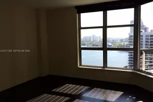 19101 NE 36th Ct, Aventura, FL 33180 - Photo 2