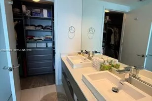 460 NE 28th St, Miami, FL 33137 - Photo 26