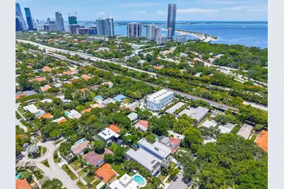 125 SW 29th Rd, Miami, FL 33129 - Photo 80
