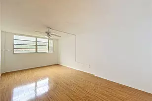 16400 NE 17th Ave, North Miami Beach, FL 33162 - Photo 12