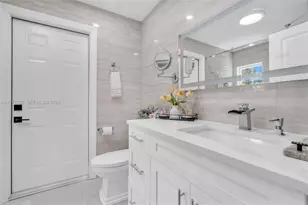 252 Malibu Cir, Greenacres, FL 33413 - Photo 22
