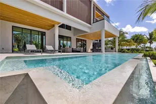 2006 NE 124th St, North Miami, FL 33181 - Photo 8