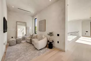 2006 NE 124th St, North Miami, FL 33181 - Photo 40